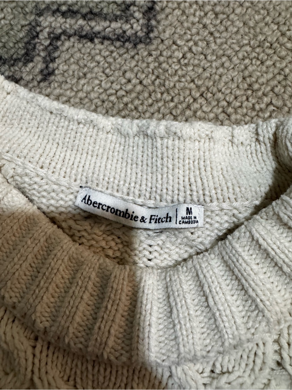 Oversized Cable Knit Sweater - A&F X Kathleen Post - Picture 4 of 4